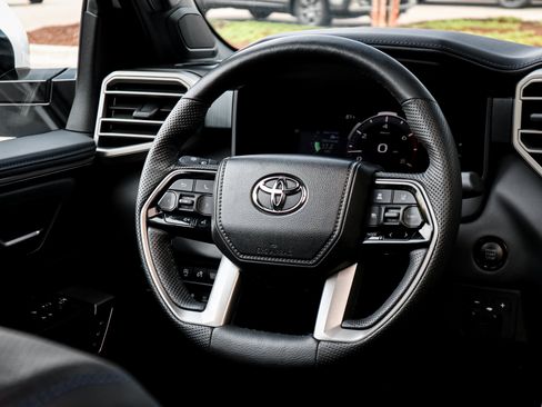 Used 2026 Toyota Tundra Platinum AWD/4WD image 18