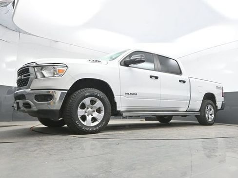 Used 2023 RAM 1500 Big Horn AWD/4WD image 40