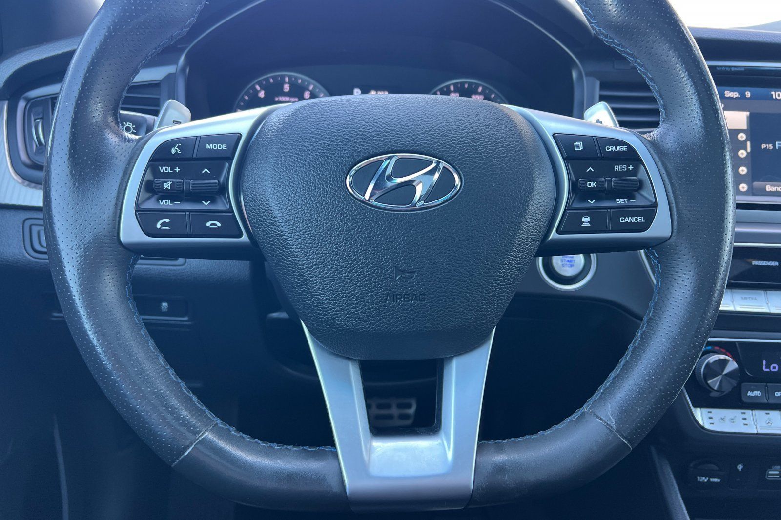 Used 2019 Hyundai Sonata Limited FWD image 23