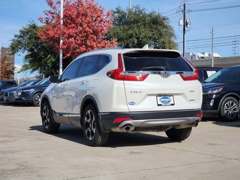 Used 2018 Honda CR-V Touring image 6