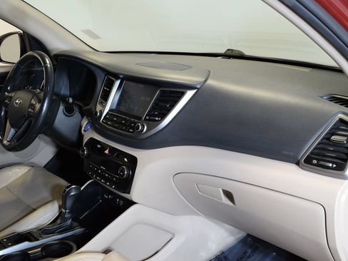 Used 2018 Hyundai Tucson Limited AWD/4WD image 32