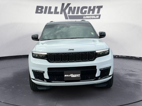 Used 2024 Jeep Grand Cherokee L Summit AWD/4WD image 8