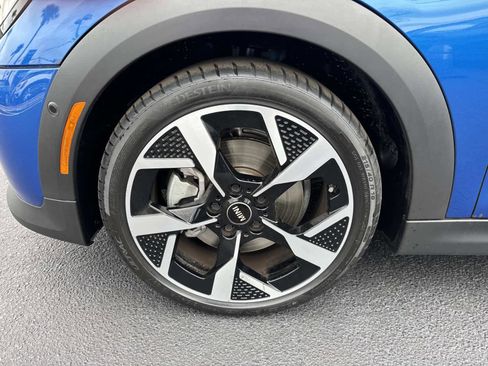 Used 2025 MINI Cooper S image 14