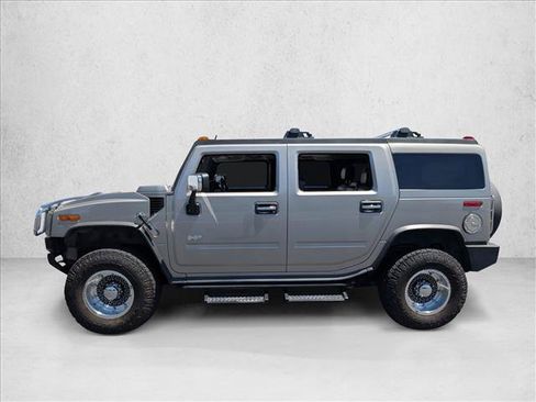 Used 2005 HUMMER H2 w/ Preferred Equipment Group AWD/4WD image 8
