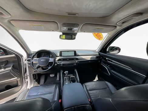 Certified 2022 Kia Telluride SX w/ SX Prestige Package AWD/4WD image 22