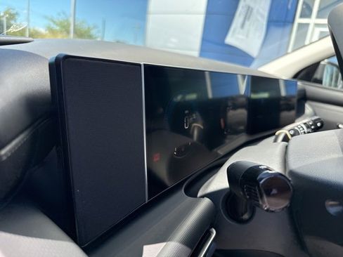 New 2025 Hyundai Tucson SE image 21