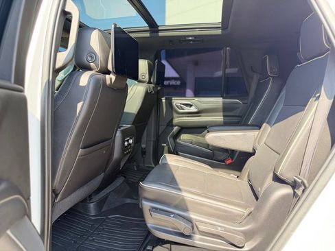 Used 2021 GMC Yukon SLT w/ SLT Luxury Plus Package RWD image 10