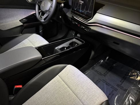 New 2026 Volkswagen ID.4 Pro image 14