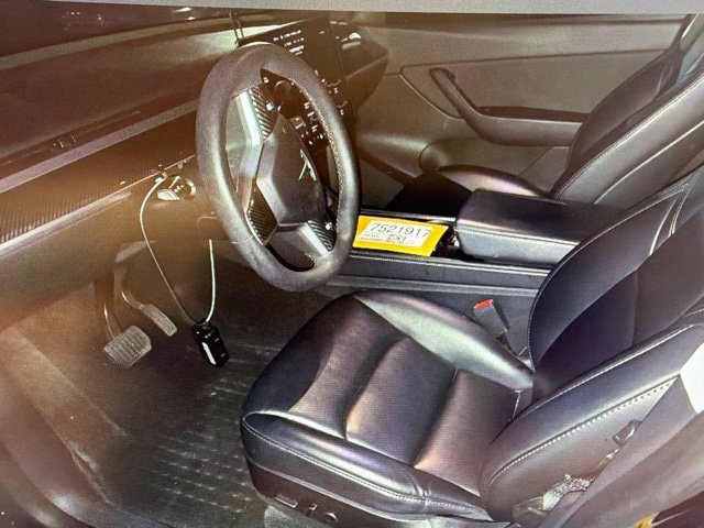 Used 2022 Tesla Model Y Long Range AWD/4WD image 6