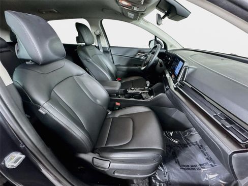 Used 2023 Kia Sportage EX FWD image 28