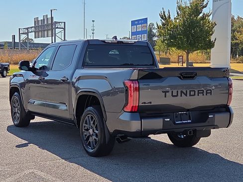 Used 2024 Toyota Tundra Platinum AWD/4WD image 4