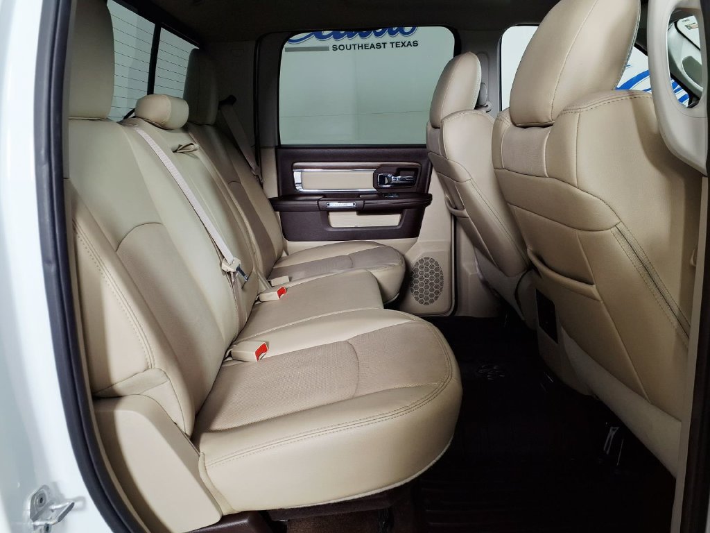 Used 2014 RAM 1500 Laramie w/ Convenience Group AWD/4WD image 10