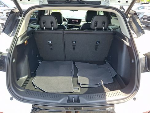 Used 2025 Buick Encore GX Sport Touring w/ Advanced Technology Package AWD/4WD image 30