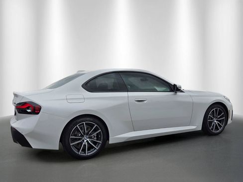New 2026 BMW 230i Coupe w/ Premium Package RWD image 7
