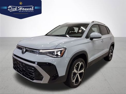 New 2026 Volkswagen Taos SEL AWD/4WD image 1