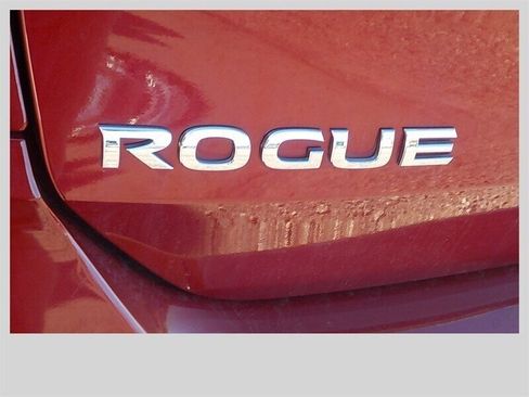 Used 2019 Nissan Rogue SV w/ Premium Package image 36