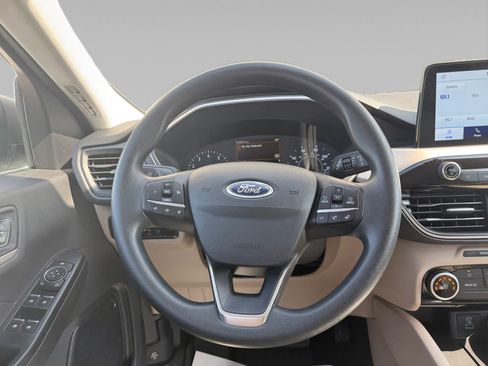 Used 2022 Ford Escape SE FWD image 13