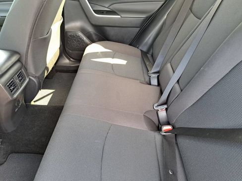 Used 2025 Toyota RAV4 LE FWD image 22