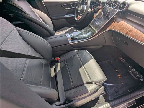 Certified 2026 Mercedes-Benz GLC 300 image 21