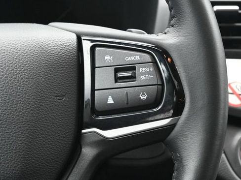 Used 2025 Honda Odyssey EX-L image 19