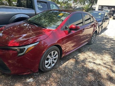 Used 2023 Toyota Corolla LE FWD image 8