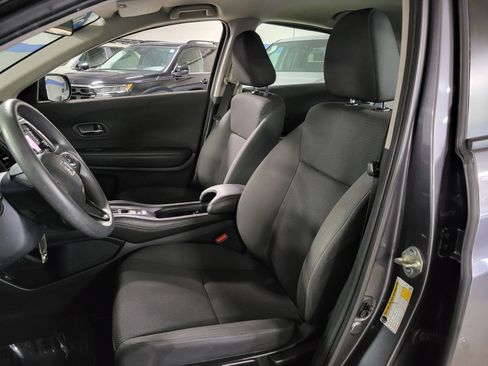 Used 2020 Honda HR-V LX image 15