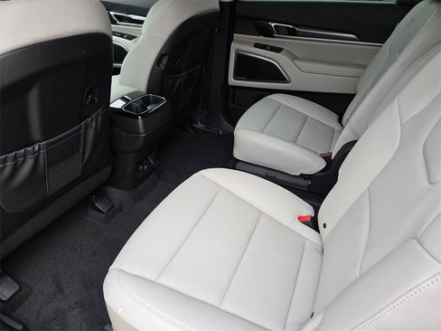 New 2025 Kia Telluride S image 20