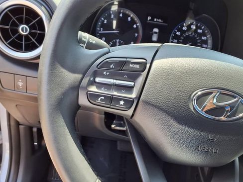 Certified 2023 Hyundai Kona SEL w/ Convenience Package AWD/4WD image 18