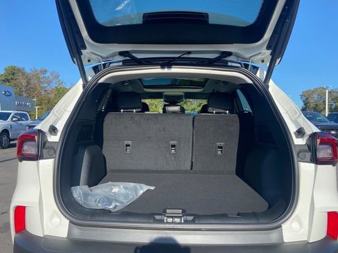 New 2025 Ford Escape SE w/ PHEV Premium Package image 34