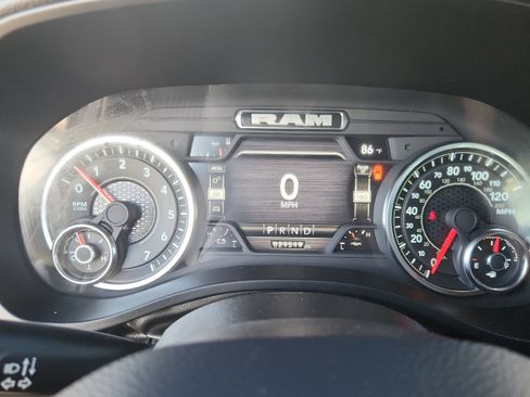 Used 2024 RAM 1500 Big Horn AWD/4WD image 23