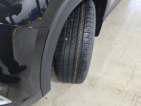 New 2026 Volkswagen Atlas SE image 26