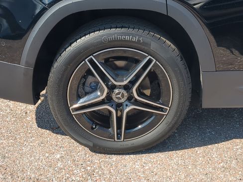 Certified 2025 Mercedes-Benz GLB 250 image 7