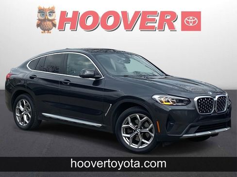 Used 2022 BMW X4 xDrive30i w/ Parking Assistance Package image 1