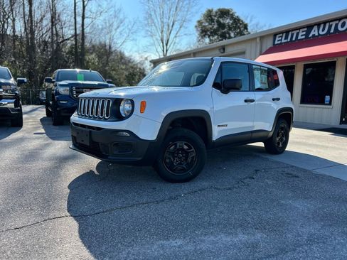 Used 2018 Jeep Renegade Sport w/ Power & Air Group image 4