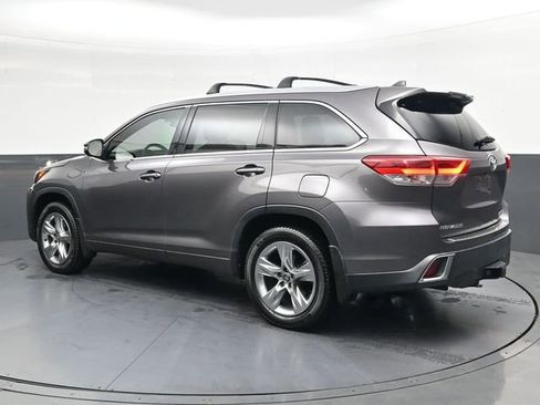 Used 2018 Toyota Highlander Limited AWD/4WD image 5