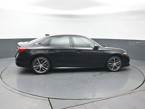 Certified 2024 Honda Civic Touring image 8