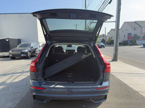 Certified 2023 Volvo XC60 B6 Ultimate image 7