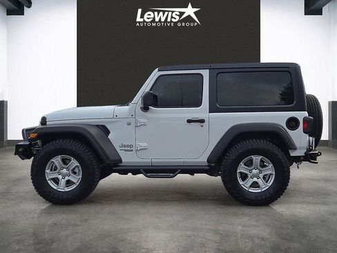 Used 2021 Jeep Wrangler Sport AWD/4WD image 2