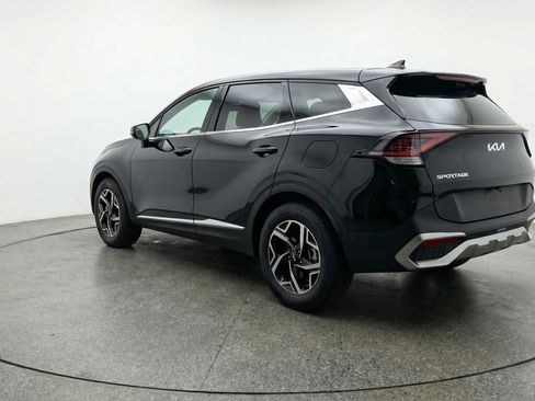 Used 2025 Kia Sportage LX image 6
