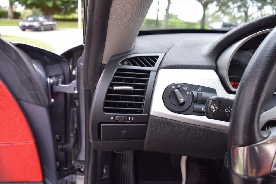 Used 2007 BMW Z4 3.0si RWD image 70