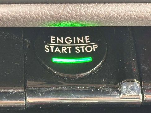 Used 2023 Lincoln Corsair Standard image 25