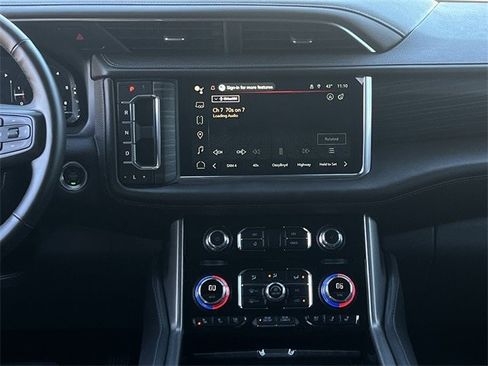 Used 2023 GMC Yukon XL Denali image 17