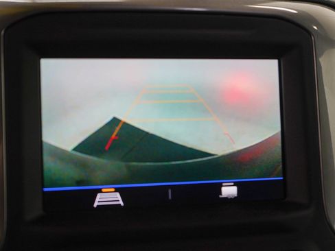 Used 2020 Chevrolet Silverado 1500 Custom w/ Custom Value Package image 26