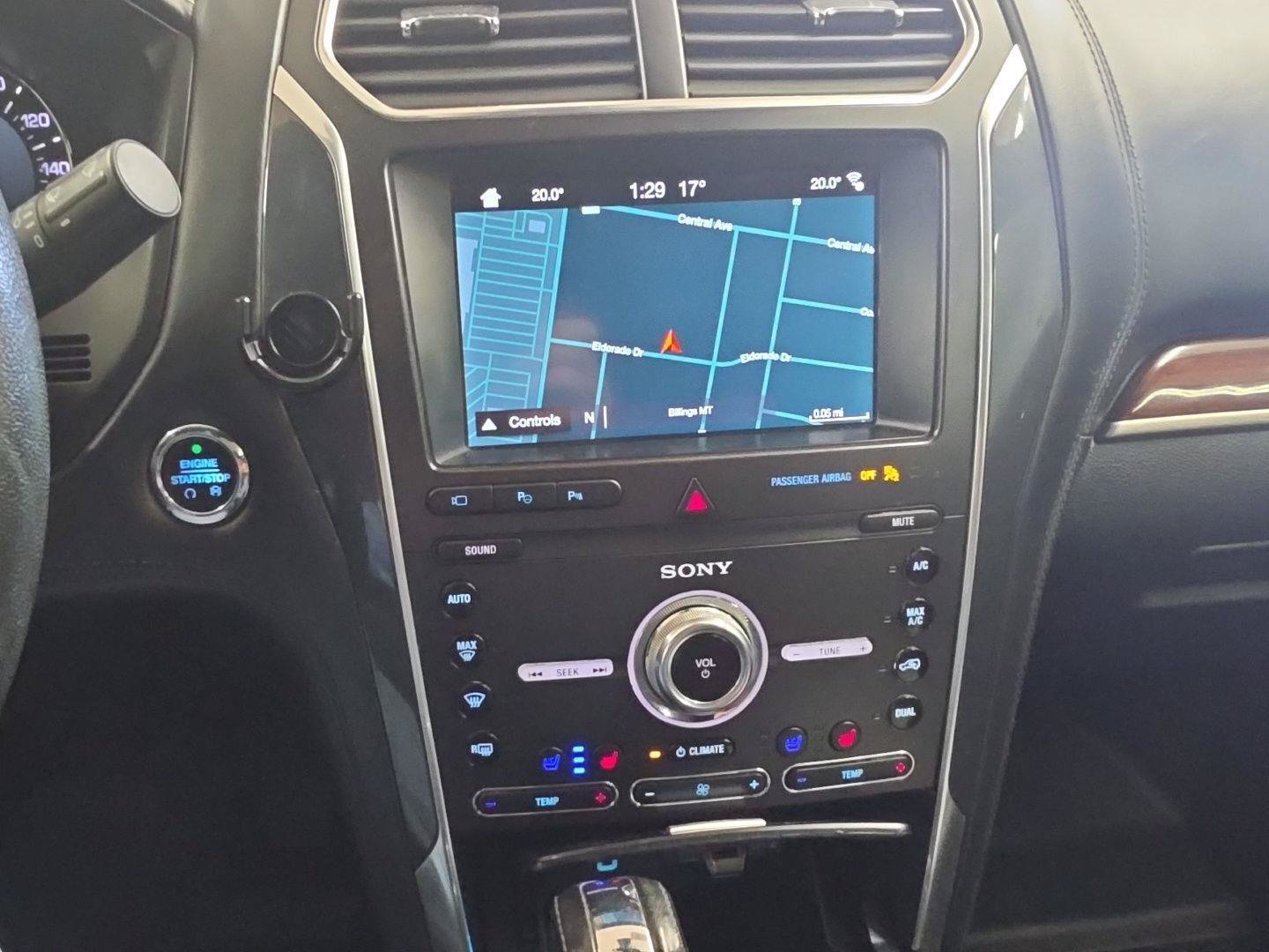 Used 2019 Ford Explorer Platinum AWD/4WD image 10