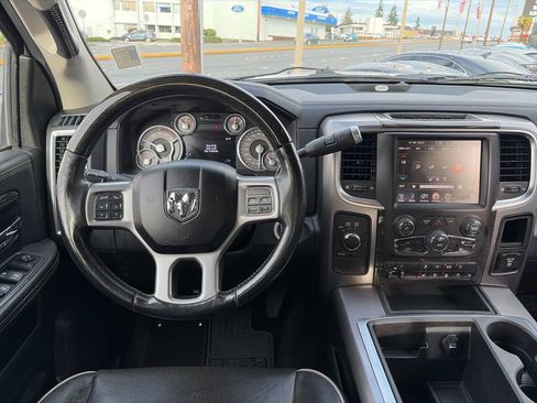 Used 2014 RAM 2500 Longhorn image 27
