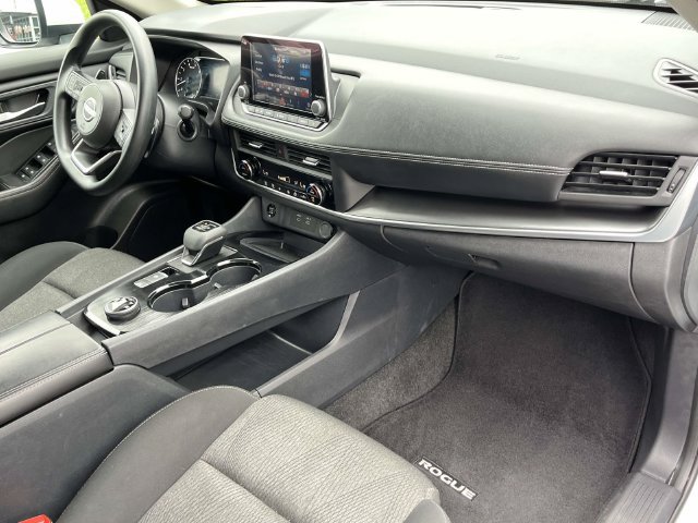Used 2024 Nissan Rogue SV AWD/4WD image 24