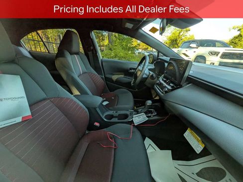 Used 2026 Toyota Corolla SE FWD image 10