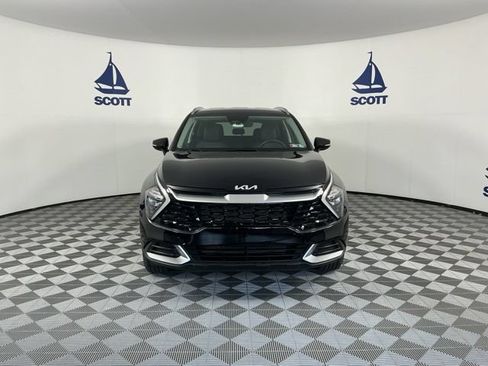 Used 2023 Kia Sportage EX AWD/4WD image 2