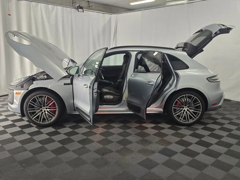 Certified 2024 Porsche Macan GTS w/ Premium Plus Package AWD/4WD image 13