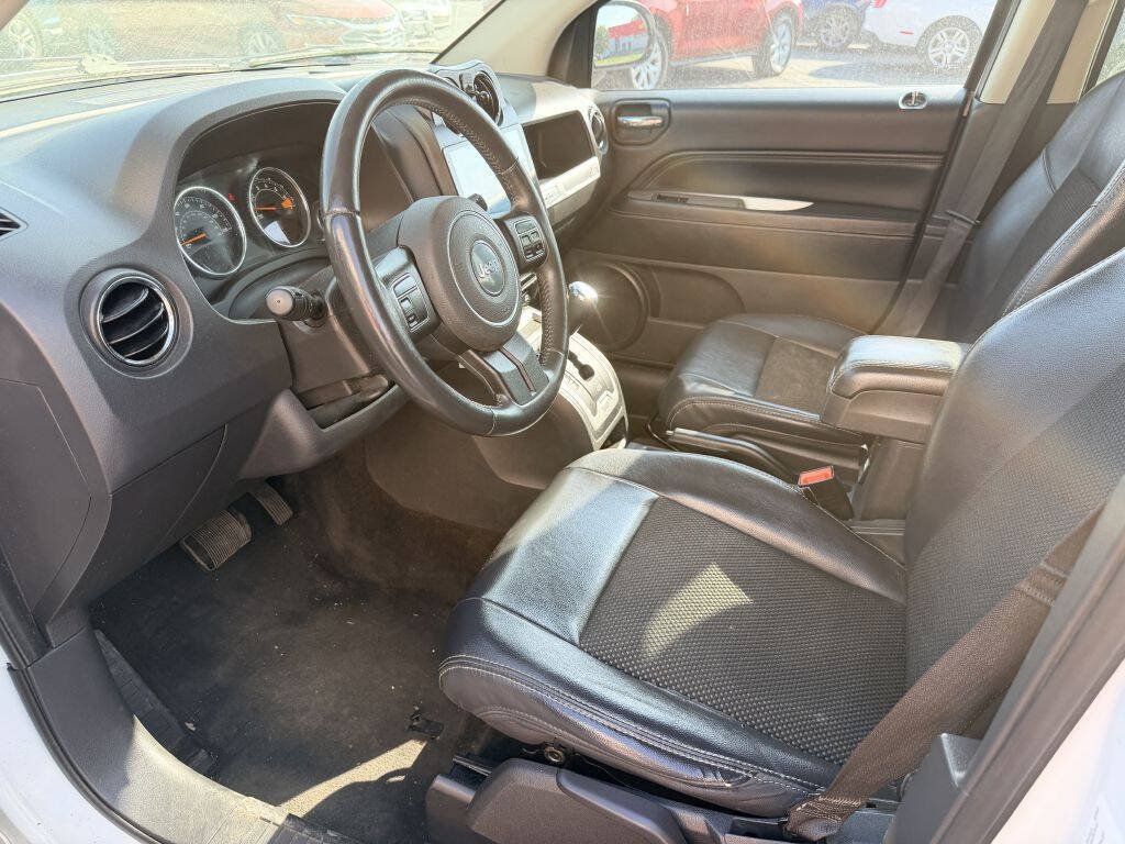Used 2014 Jeep Compass Latitude w/ All Weather Capability Group AWD/4WD image 9